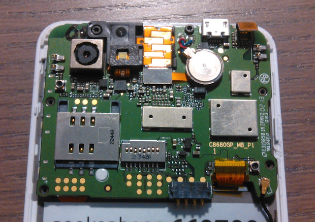 Firefox OS Motherboard from Geeksphone Peak